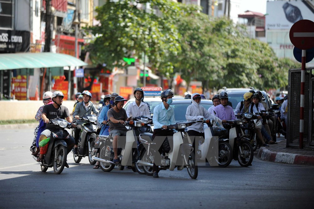 Thời tiết 12/4: Bắc bộ đón đợt nắng nóng đầu tiên, nhiệt độ lên tới 36 độ C